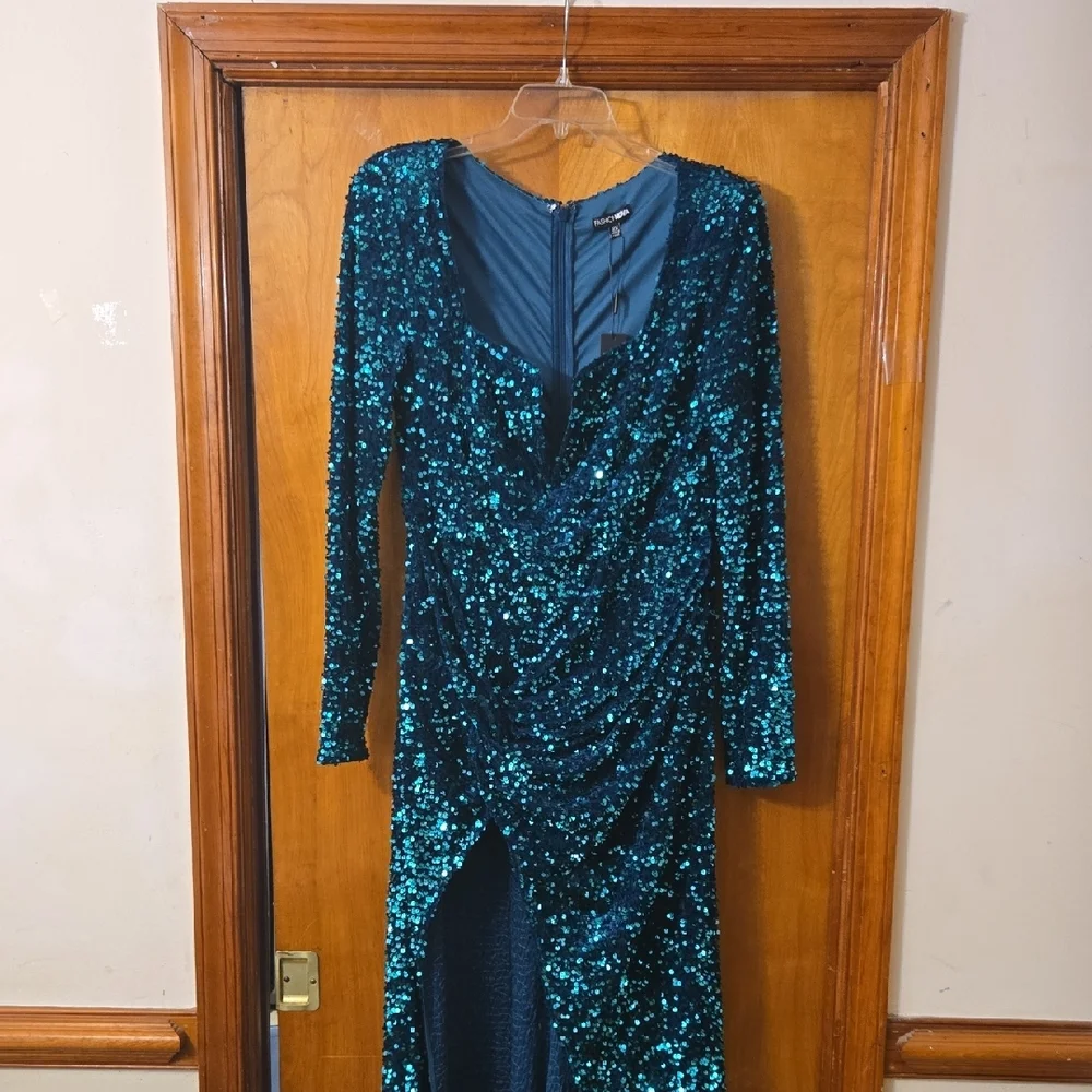 NWT Shiloh Sequin Long Sleeve Dress 2X - Picture 6 of 12